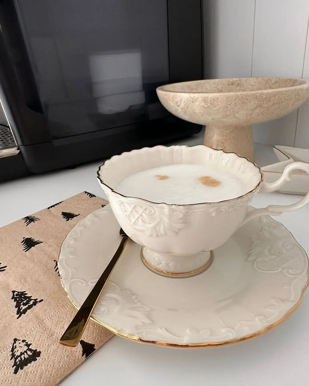 ست چای خوری و قهوه خوری ترک ایپک 12 پارچه گل برجسته Lena (4) ست چای خوری و قهوه خوری ترک ایپک 12 پارچه گل برجسته Lena