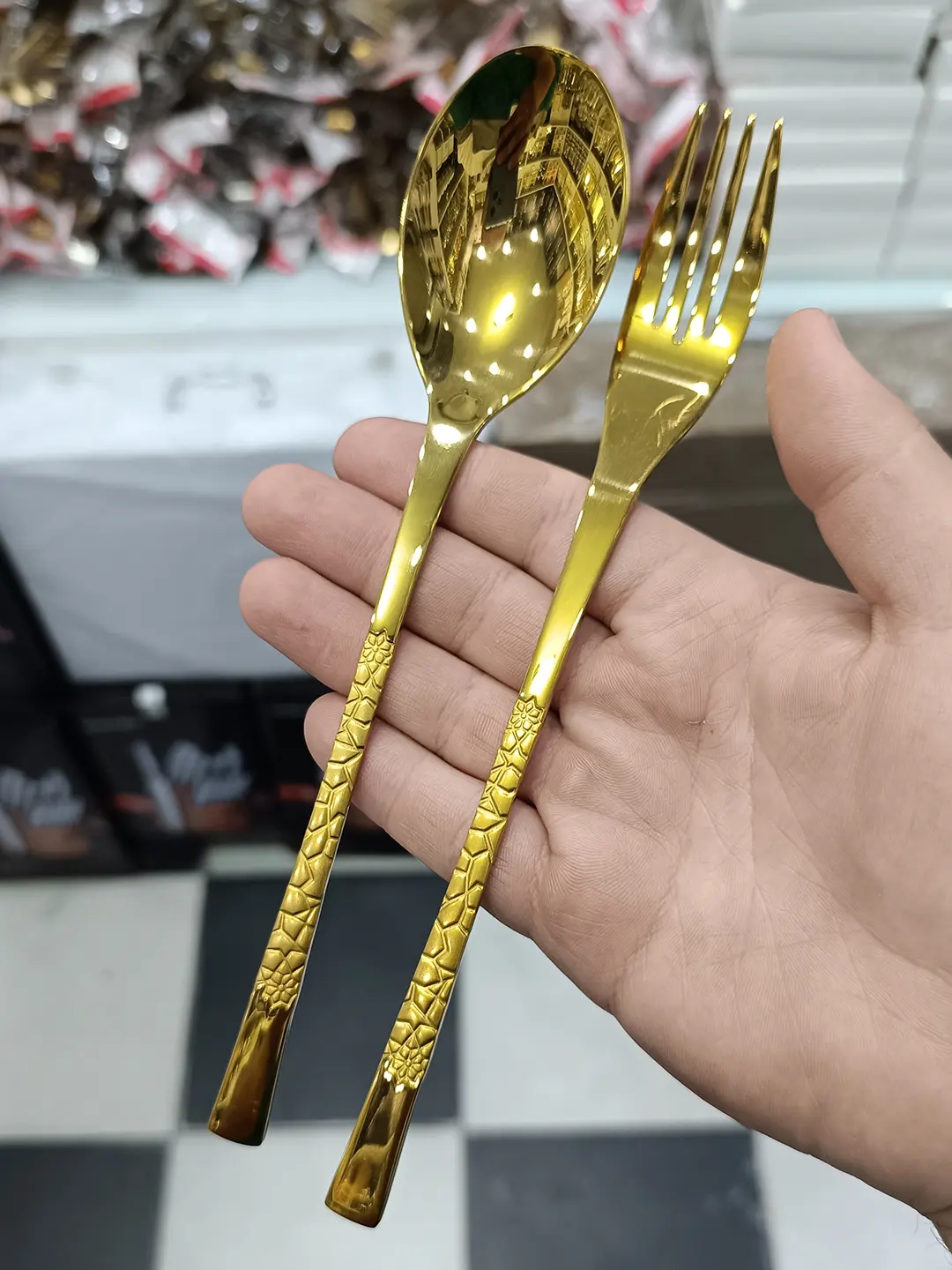 قاشق چنگال یونیک 120 پارچه طلایی سرویس قاشق چنگال یونیک آلمان 24 نفره 120 پارچه طلایی