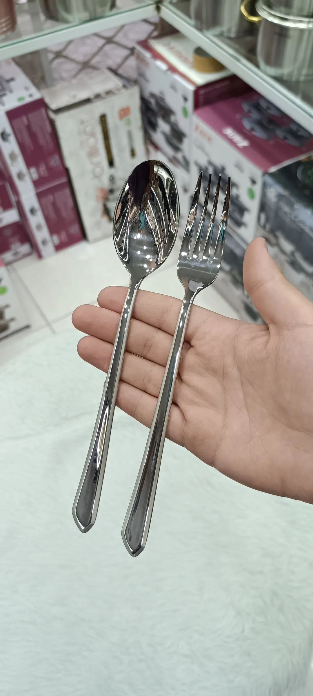 سرویس قاشق چنگال فریزلند 36 نفره 175 پارچه نقره ای (2) سرویس قاشق چنگال فریزلند 36 نفره 175 پارچه نقره ای